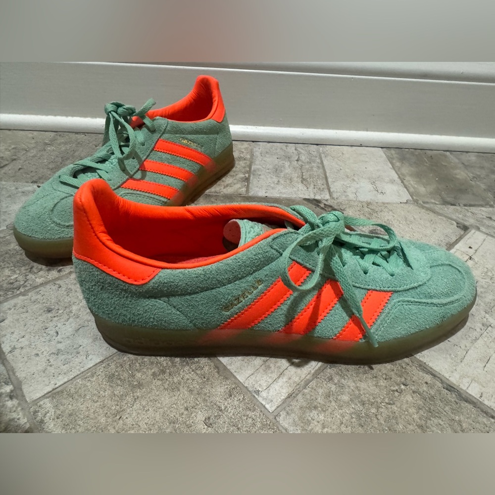 adidas Green Suede Sneakers with Bright Orange Stripes - Picture 7 of 16